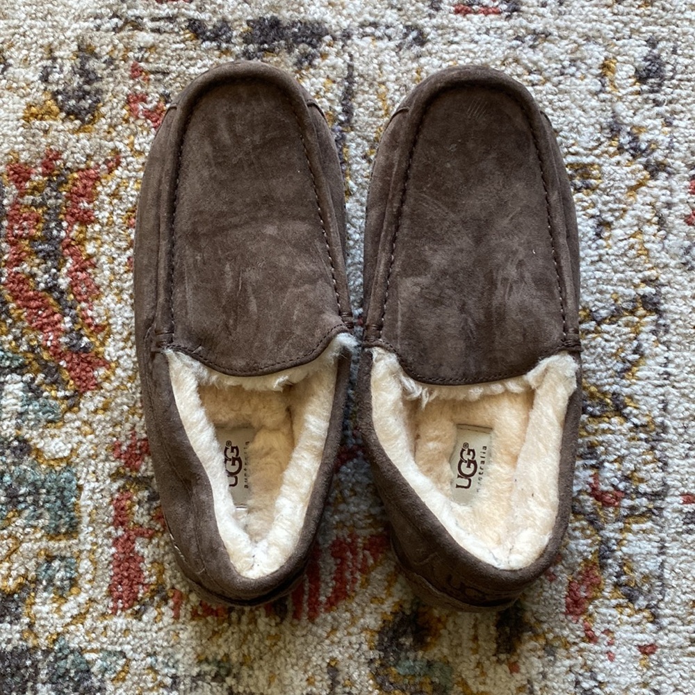 UGG - Men’s Ascot Slipper in Espresso